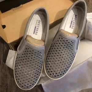 skechers double up diamond